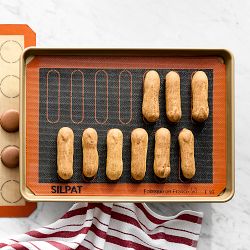 Williams Sonoma Goldtouch® Pro Nonstick Half Sheet