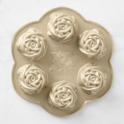 Nordic Ware Nonstick Cast Aluminum Rose Cakelet