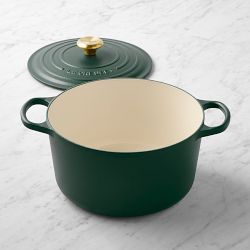 Le Creuset Signature Enameled Cast Iron Deep Round Oven, 6 1/2-Qt.