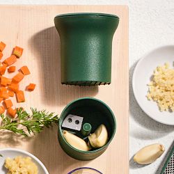 Williams Sonoma Ultimate Garlic Grinder
