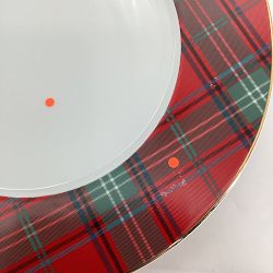 OPEN BOX: Red Tartan Charger