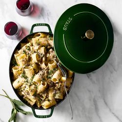 Staub Basil with Brass Collection