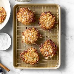 Williams Sonoma Goldtouch® Pro Nonstick Quarter Sheet with Cooling Rack