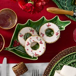 Bordallo Pinheiro Holly Dinnerware Collection