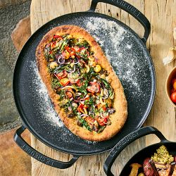 Le Creuset Alpine Outdoor Enameled Cast Iron Pizza Pan, 14"