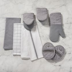 Le Creuset Oven Mitt