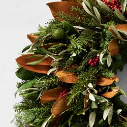 Jeff Leatham x Williams Sonoma Parisian Christmas Live Wreath &amp; Garland