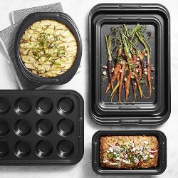 Le Creuset Nonstick Bakeware Essentials, Set of 5