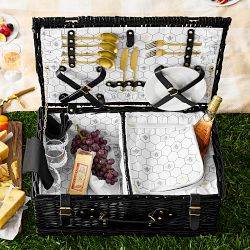 Williams Sonoma Honeycomb Picnic Basket