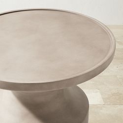 Cavoli Outdoor Side Table (20")