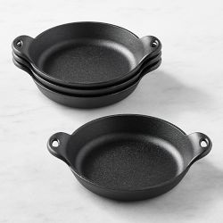 Lodge Seasoned Cast Iron Mini Round Server, Set of 4