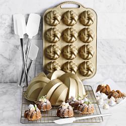 Nordic Ware Nonstick Cast Aluminum 75th Anniversary Bundt® Cake Pan