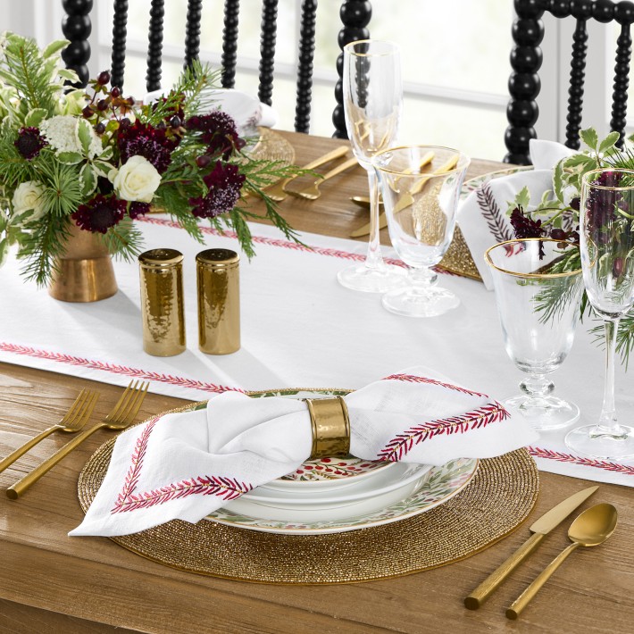 leaf-garland-embroidered-table