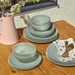 Year and Day Outdoor Dinner Plates, Set of 4