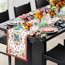 Dolores White Runner