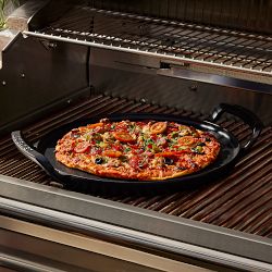 Le Creuset Alpine Outdoor Enameled Cast Iron Pizza Pan, 14"