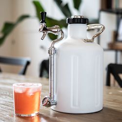 GrowlerWerks uKeg Growler, 128-oz
