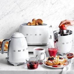 SMEG Citrus Juicer