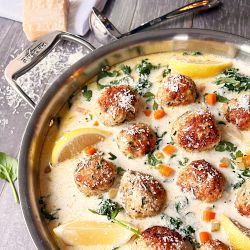 All-Clad D5® Brushed Stainless-Steel Weeknight Pan, 4-Qt.