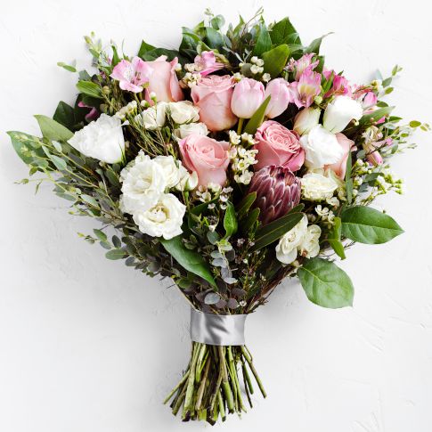 Fresh &amp; Faux Florals