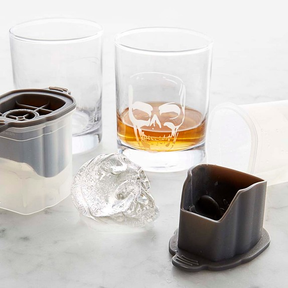 Williams Sonoma Skull Etched Glass & Ice Mold Set