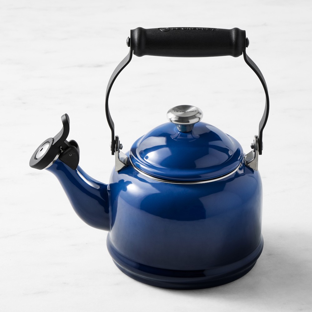 Le Creuset Classic Demi Tea Kettle - Lapis