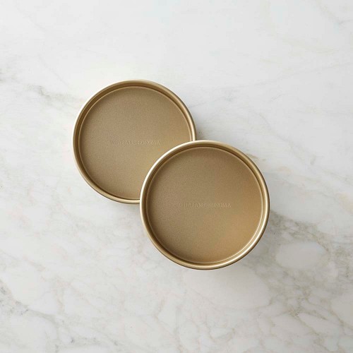 Williams Sonoma Goldtouch® Pro Nonstick Round Cake Pan 8