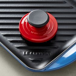 Le Creuset Nylon Grill Cleaning Brush, Cherry
