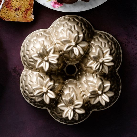 nordic-ware-nonstick-cast-