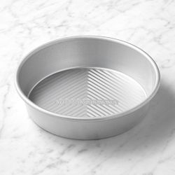 Williams Sonoma Cleartouch Nonstick Round Cake Pan