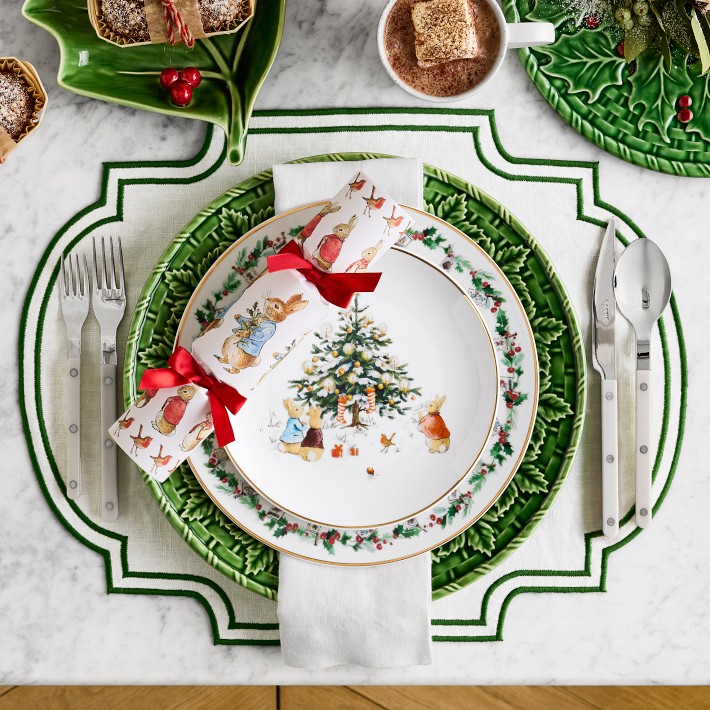 Peter Rabbit™ Christmas Dinner Plates | Williams Sonoma