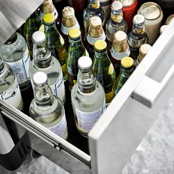 Dometic MoBar 550S Outdoor Mobile Bar Cart