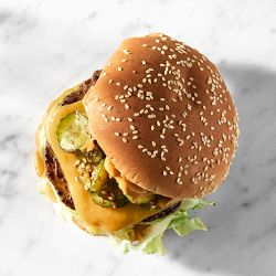 Korean BBQ Smash Burger with Spicy Pickles and Gochujang Mayo Set