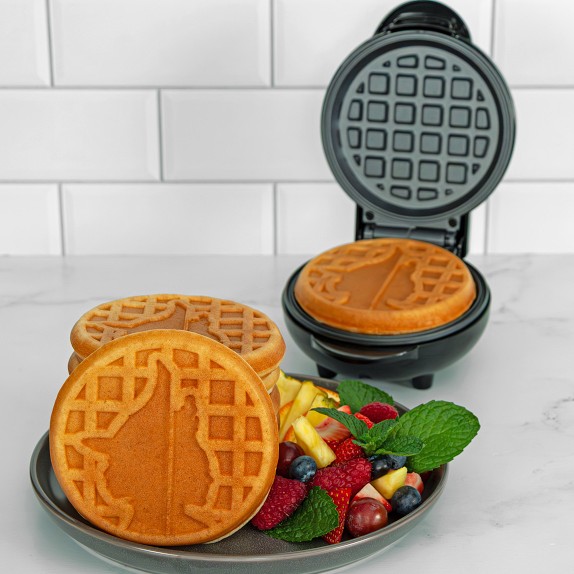 wicked-mini-waffle-maker-c.jpg