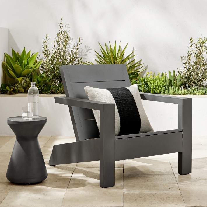Larnaca Ourdoor Metal Deck Chair | Patio Furniture | Williams Sonoma