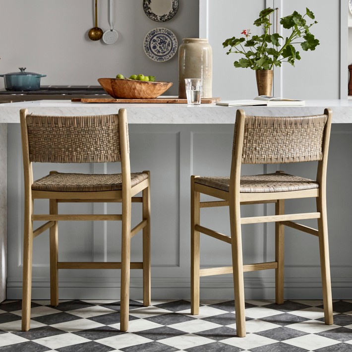 本革スツール～Woven leather stool～ Fenton Woven Leather Barstool - Elegant Seating | Pottery Barn