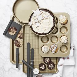 Williams Sonoma Goldtouch® Pro Nonstick Bakeware Essentials, Set of 6
