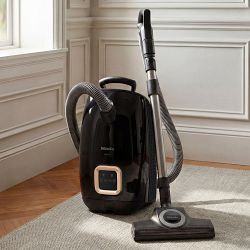 Miele Guard L1 Cat & Dog Canister Vacuum
