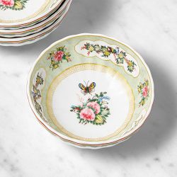Famille Rose Scalloped Dipping Bowls