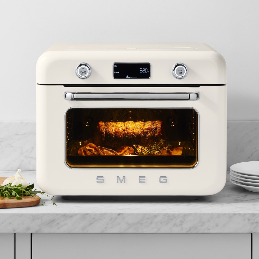SMEG Countertop Air Fry Oven With Steam