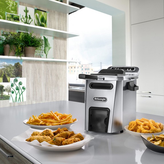 De'Longhi Livenza Dual Zone Deep Fryer, 4.5L | Williams Sonoma