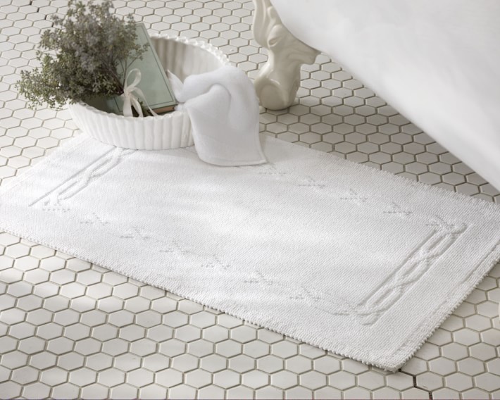 Chambers® Heritage 800-Gram Solid Luxury Bath Mat | Williams Sonoma