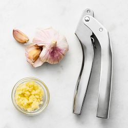 Williams Sonoma Signature Stainless-Steel Garlic Press