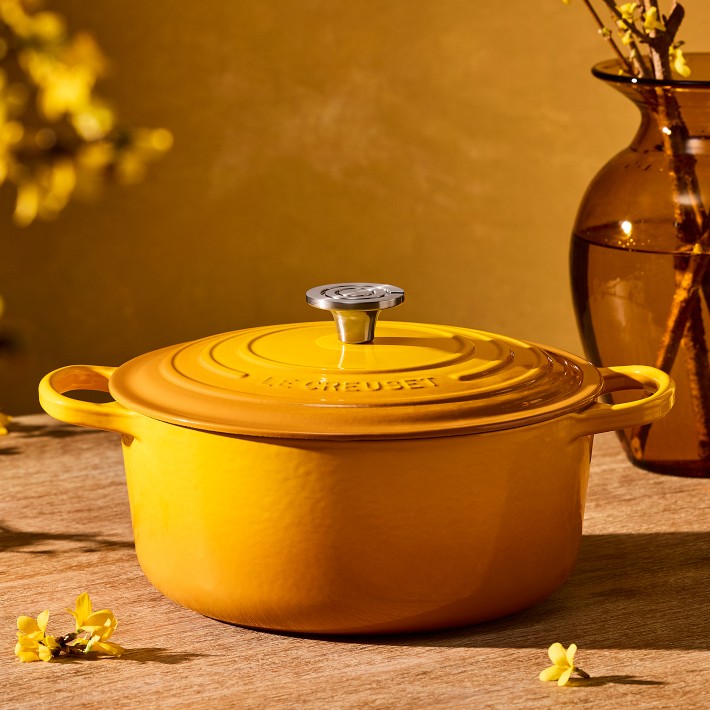 Le Creuset Signature Dutch Oven | Williams Sonoma