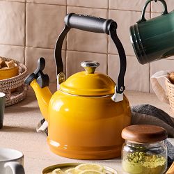 Le Creuset Classic Demi Tea Kettle