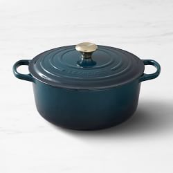 Le Creuset Signature Enameled Cast Iron Round Dutch Oven, 7.25-Qt., Agave