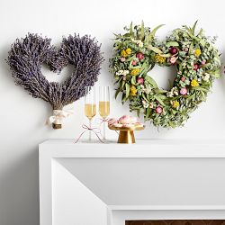 Lavender Heart Live Wreath, 16"
