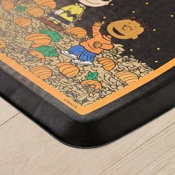 Gel Pro Peanuts Halloween Comfort Mat