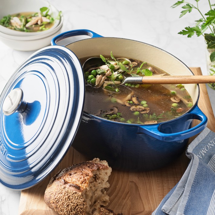 Le Creuset Signature Oval Dutch Oven | Williams Sonoma