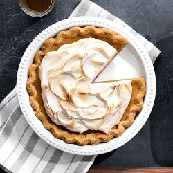 Williams Sonoma Essential Beaded Pie Dish